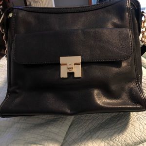 Tommy Hilfiger Black handbag gold chain handle
